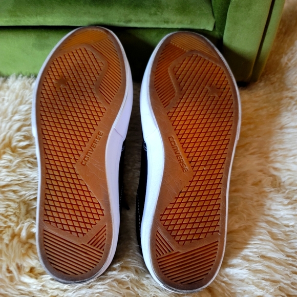 Converse Crimson Canvas Ox Men's Black/White Light Used With Box - Picture 6 of 13